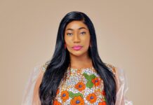 APRESENTADORA NARA CÍNTIA PERDE CLIENTES NO SEU SALÃO DE CABELEIREIRO